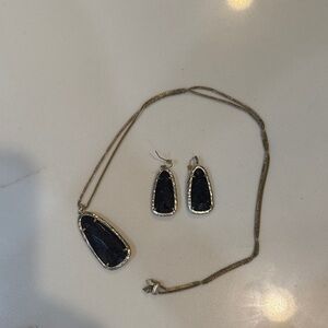 Kendra Scott Black and Gold Necklace Set